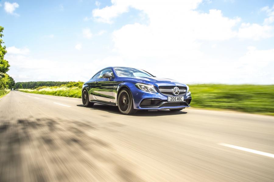  Mercedes-AMG C63 S Coupe 2016 года  (UK) (фото 11 из 30)